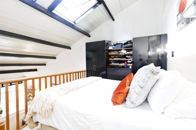 104-122 City Road, London, EC1V