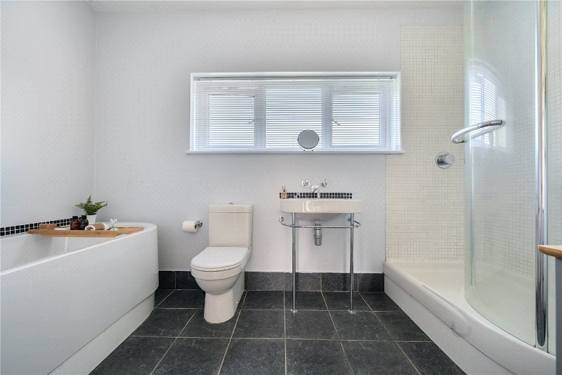 Sandrock Hill Road, Wrecclesham, Farnham, Surrey, GU10