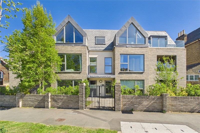 Palace Road, London, SW2