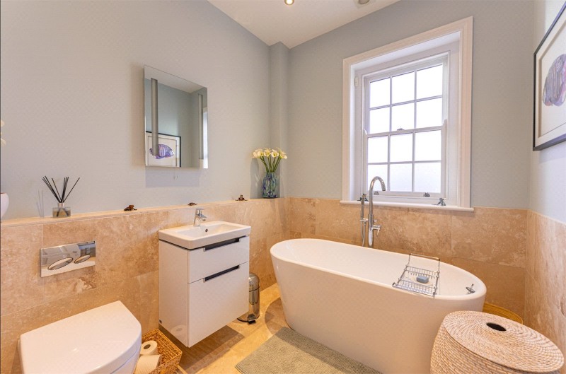 Westgate Place, West Street, Warwick, CV34 6XY, CV34