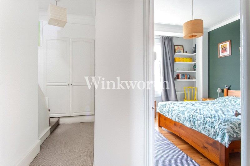 Russell Avenue, London, N22