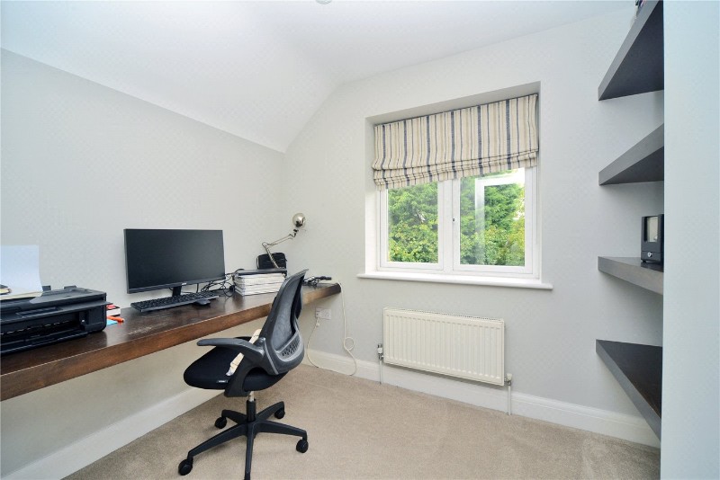 Wilhelmina Avenue, Coulsdon, CR5