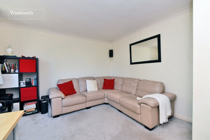 Ardrossan Gardens, Worcester Park, Surrey, KT4