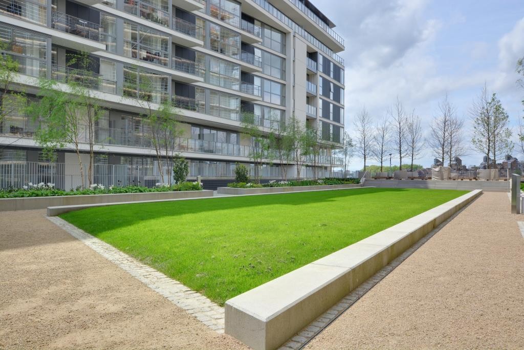 3 bedroom property for sale in Granite Apartments, River Gardens Walk