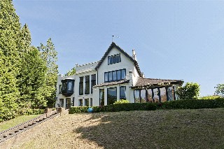 Cobbetts Hill, Weybridge, Surrey, KT13