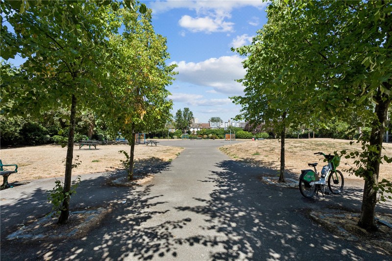 Fountain Road, London, SW17
