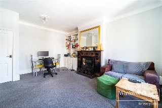 Ennismore Avenue, London, W4