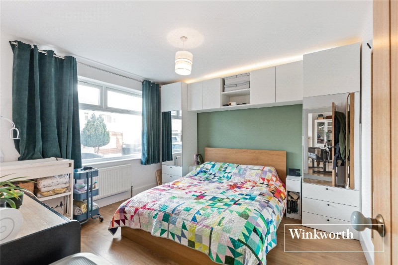 Marlborough Gardens, Whetstone, London, N20