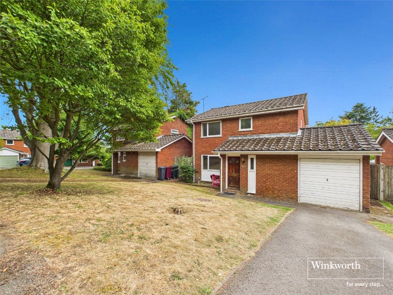 Cedarwood Crescent, Caversham, Reading, Berkshire, RG4