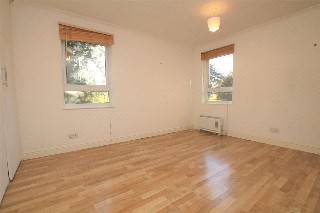 Wyre Court, Tilehurst, Reading, Berkshire, RG31