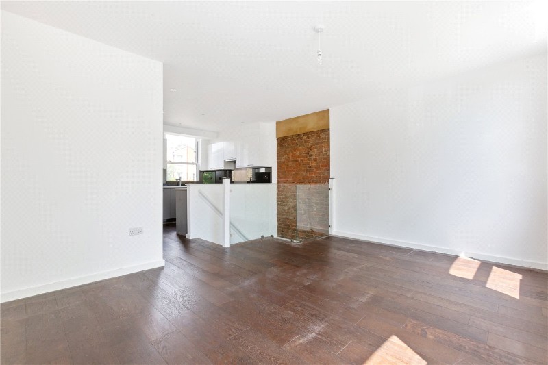Dunlace Road, London, E5