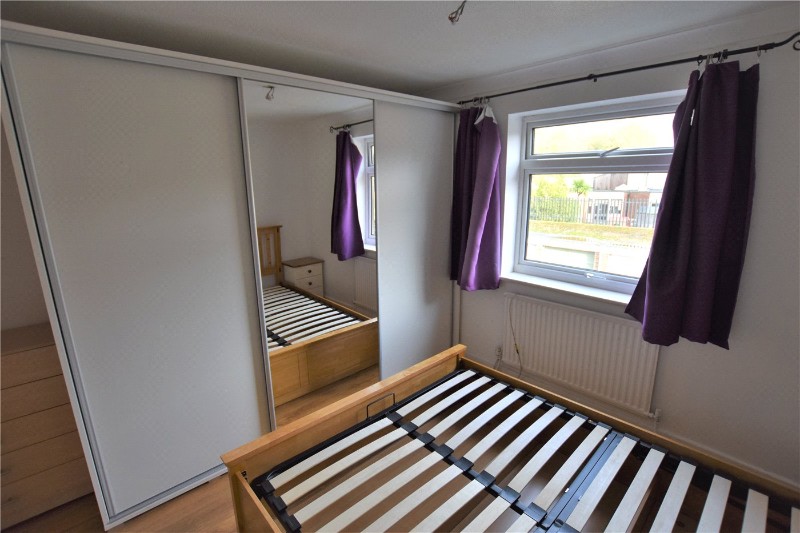 Waterside Close, London, SE16