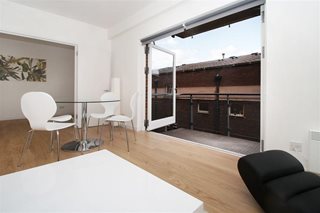 Rosebery Court, Rosebery Avenue, Clerkenwell, London, EC1R