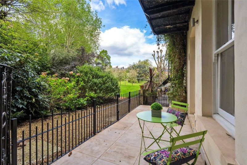Warrington Crescent, London, W9