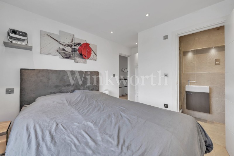 Hendon Way, London, NW2