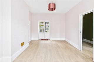 Elm Park, London, SW2