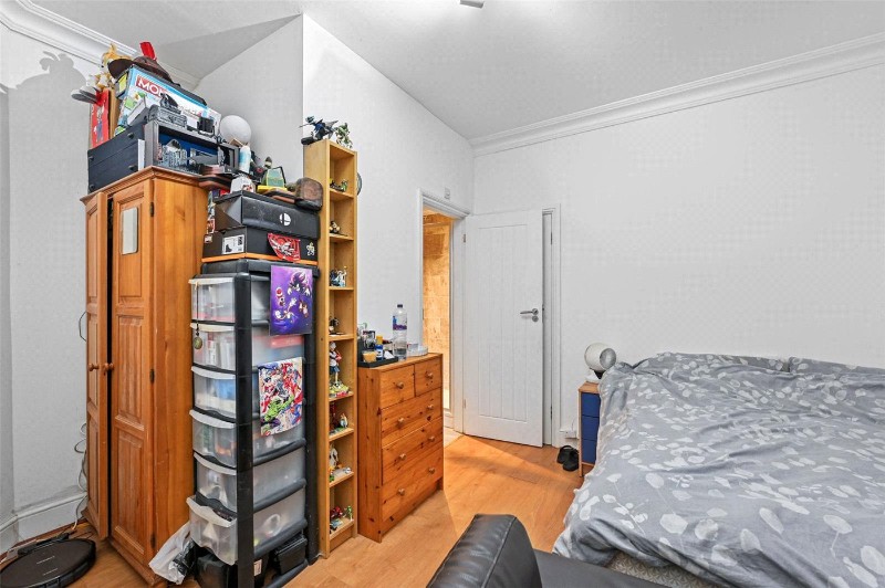 Creffield Road, London, W5