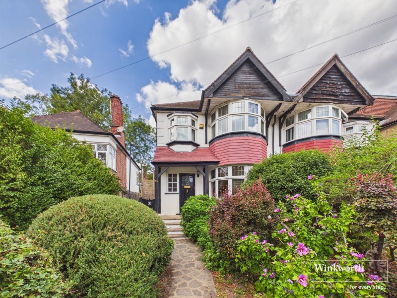 Birchen Grove, Kingsbury, London, NW9