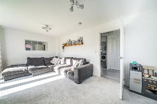 Keepsake Close, Farnham, Surrey, GU9
