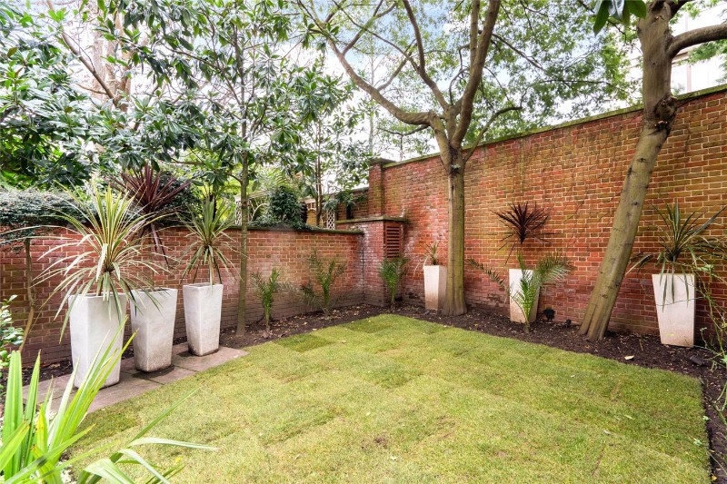 Thornwood Gardens, Kensington, London, W8