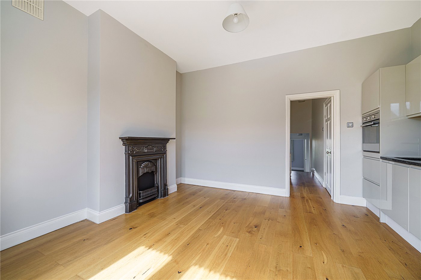 Kitchen-Reception P3