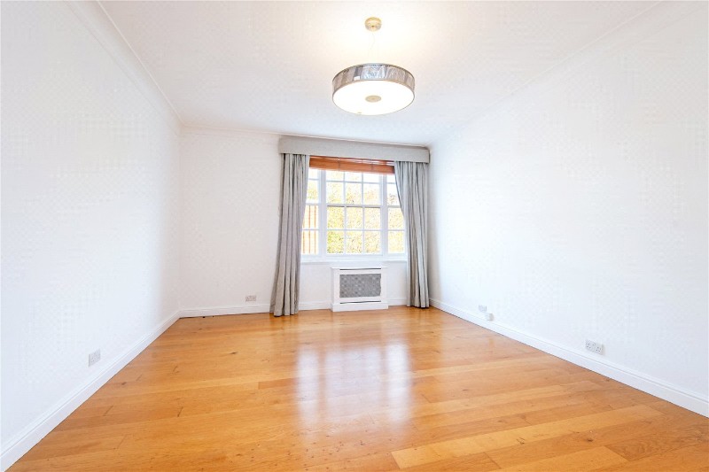 Eyre Court, Finchley Road, St John&#39;s Wood, London, NW8