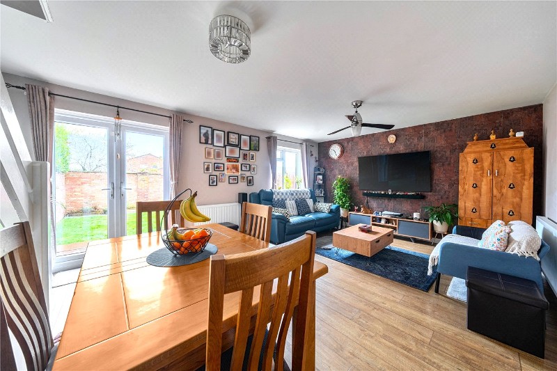 Walton Way, Newbury, Berkshire, RG14