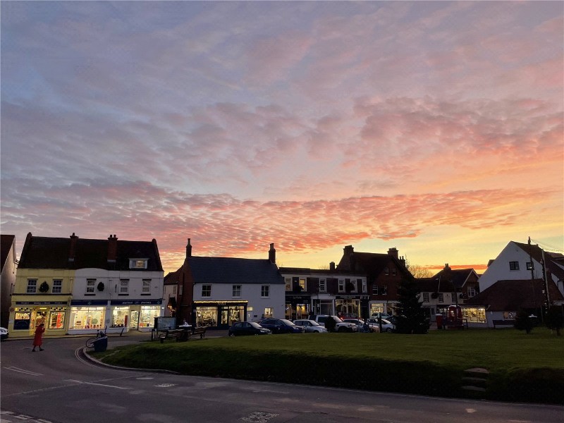Wayside Close, Milford on Sea, Lymington, Hampshire, SO41