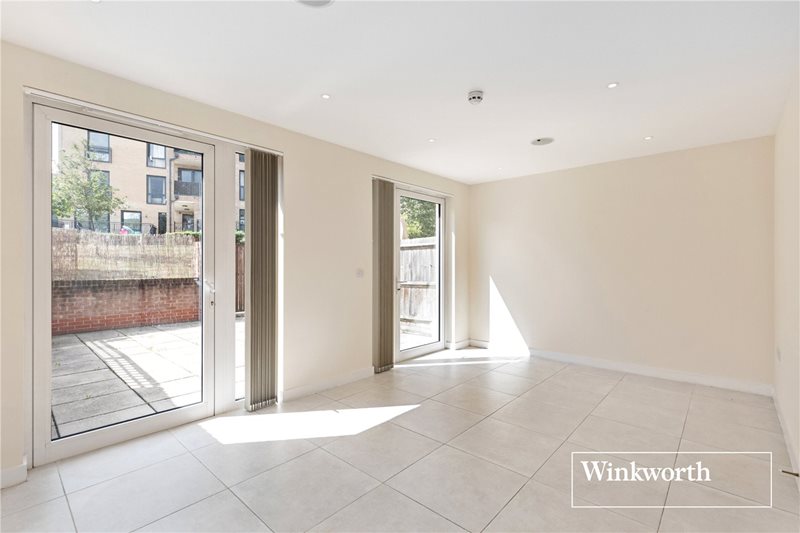 Ruskin Parade, Edgware, HA8