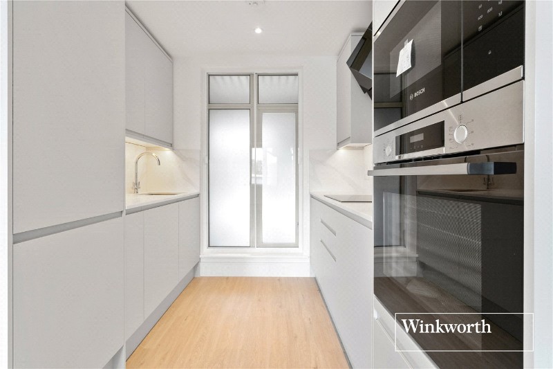 Arcadia Avenue, London, N3