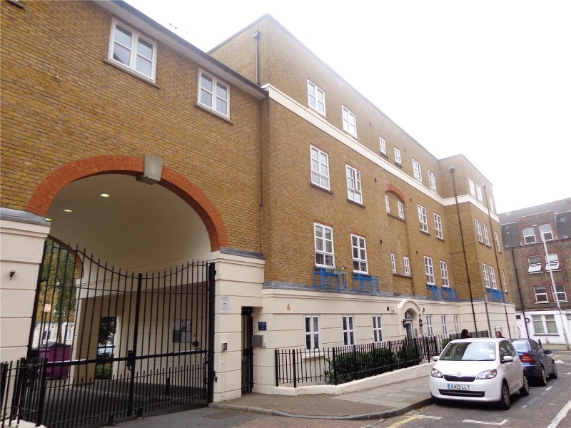 Fuller Close, London, E2