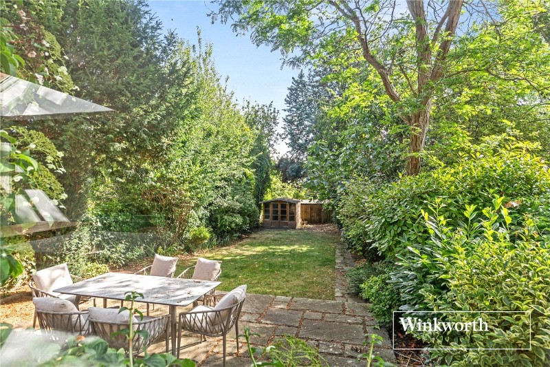 Etchingham Park Road, Finchley, London, N3