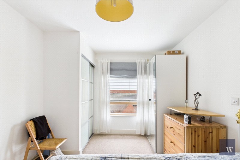 Streatham High Road, London, SW16