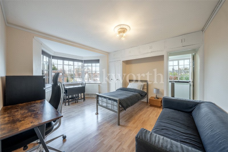 Finchley Road, London, NW11