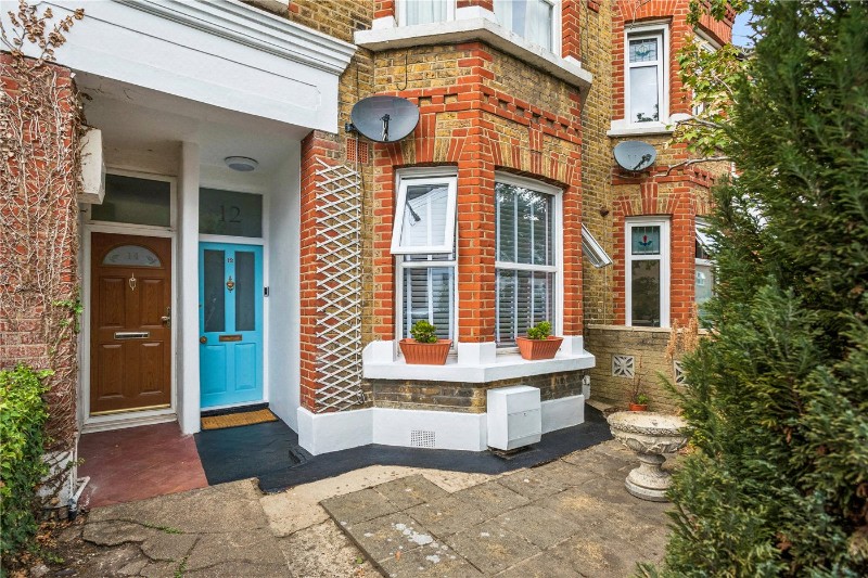 Byton Road, London, SW17