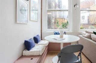 Vine Hill, London, EC1R