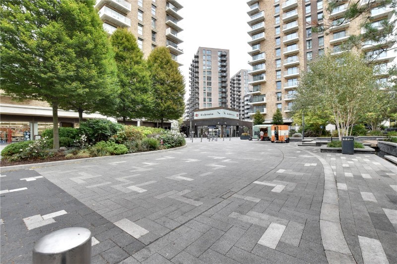 Pegler Square, Kidbrooke Village, London, SE3