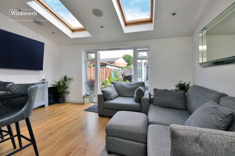 Buckland Way, Worcester Park, Surrey, KT4