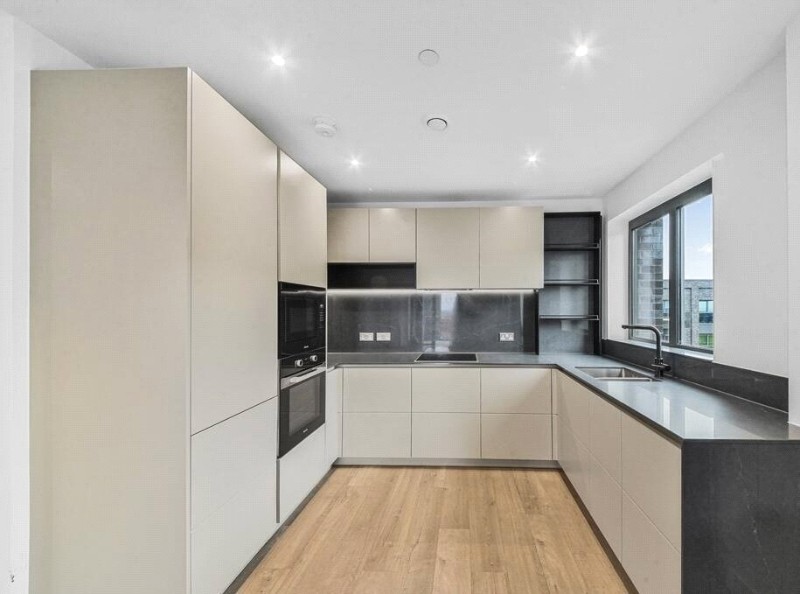 Anax Street, London, N4