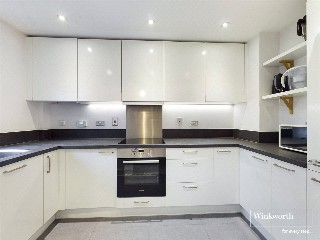 Greenham Avenue, Reading, Berkshire, RG2