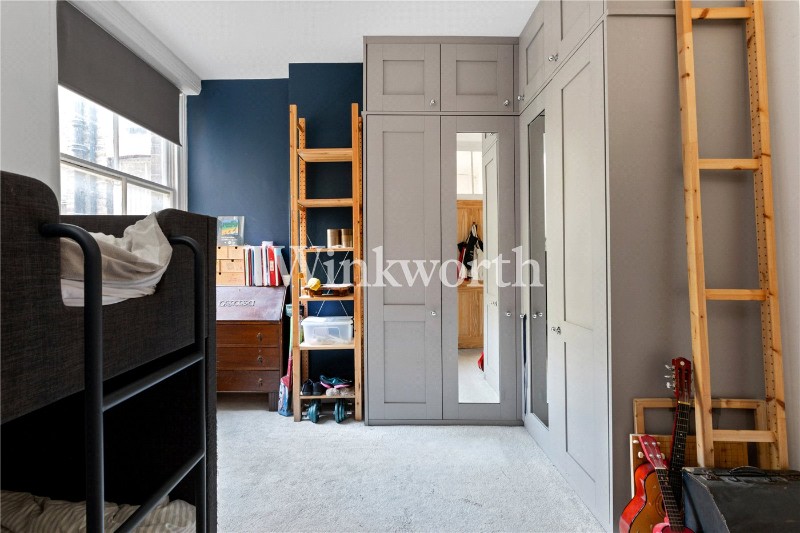 Salisbury Mansions, London, N15