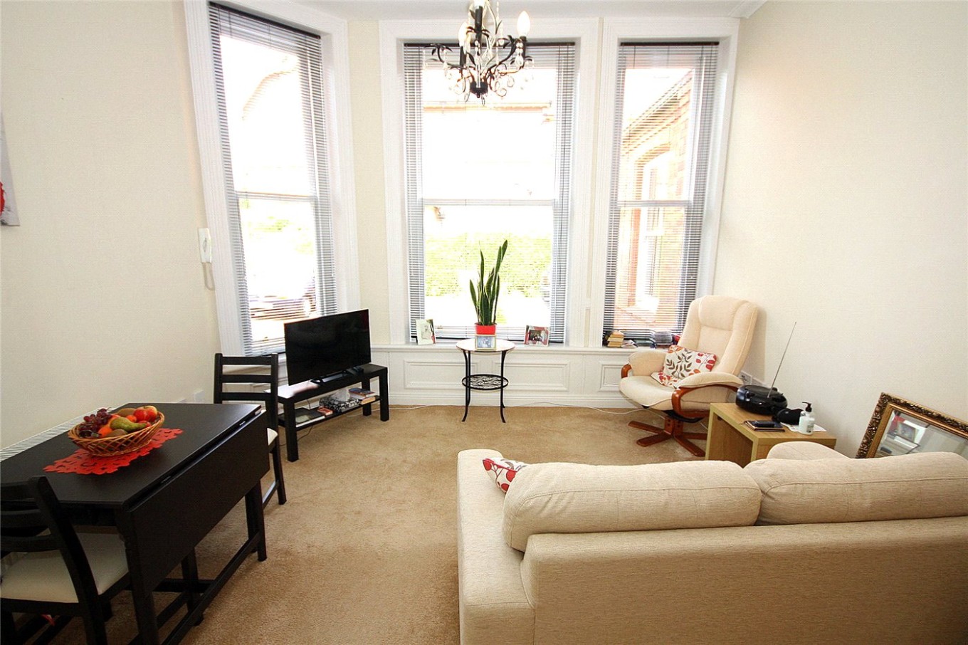 1 bedroom property for sale in Victoria House, 3 Marlborough Road