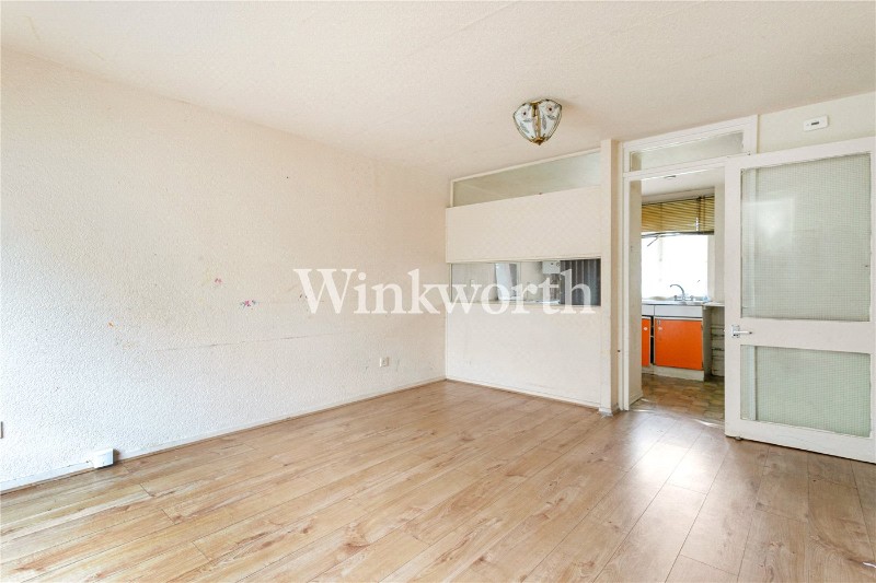 Victoria Crescent, London, N15