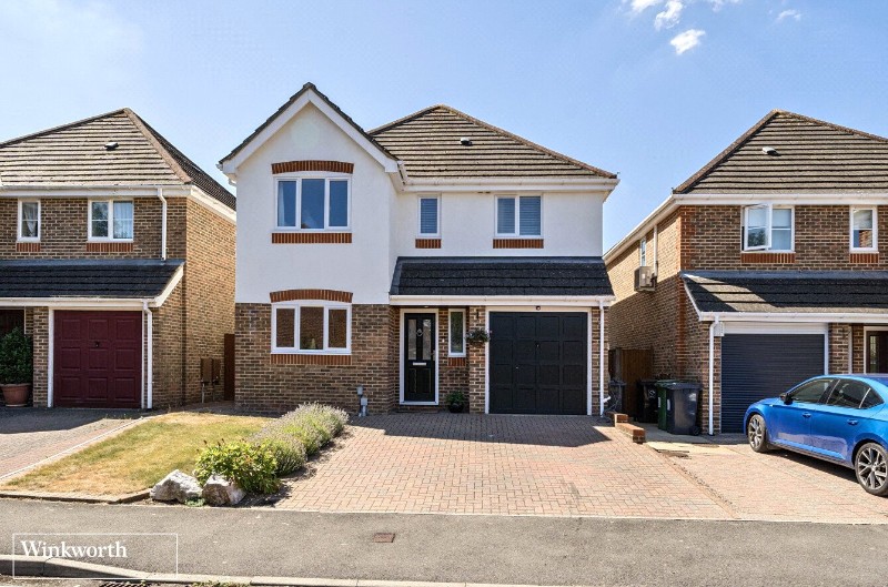 Schroeder Close, Basingstoke, Hampshire, RG21