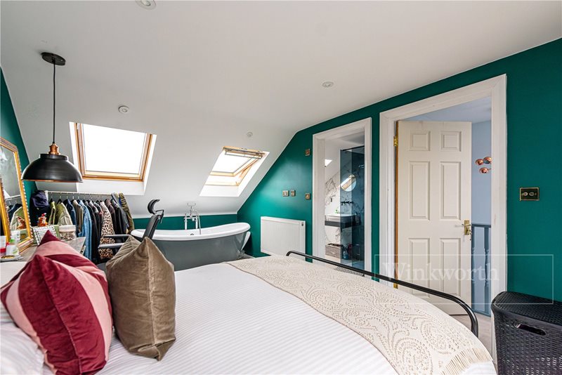 Bathurst Gardens, London, NW10