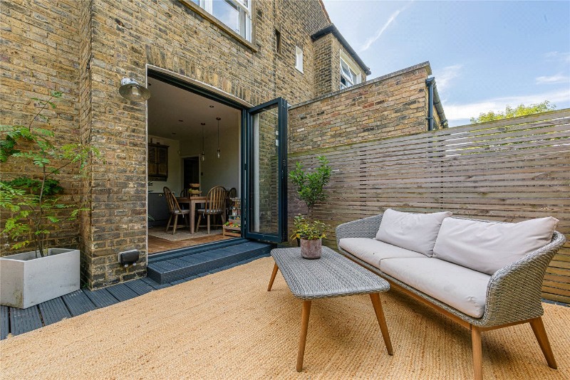 Monson Road, London, NW10