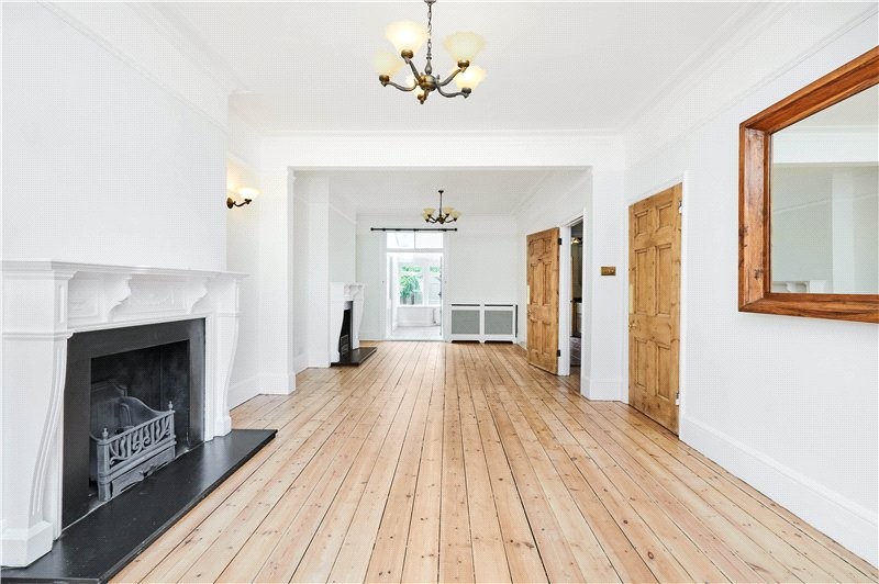Martindale, East Sheen, London, SW14