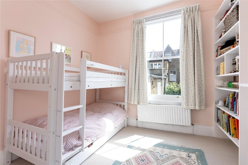 Sutton Lane North, London, W4