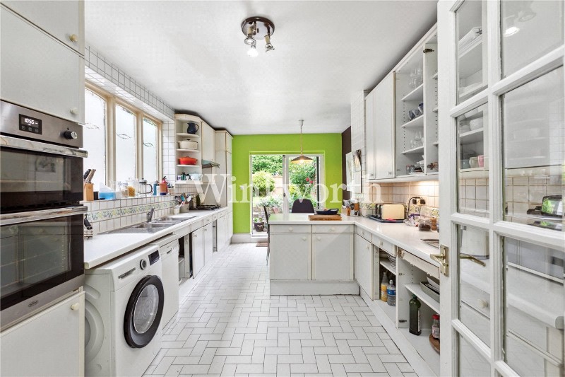 Laura Terrace, London, N4