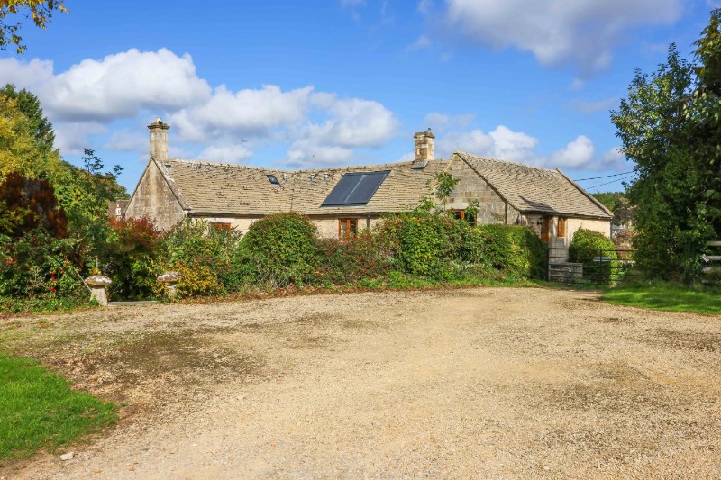 Kilham Lane, Shipton Oliffe, Cheltenham, Gloucestershire, GL54